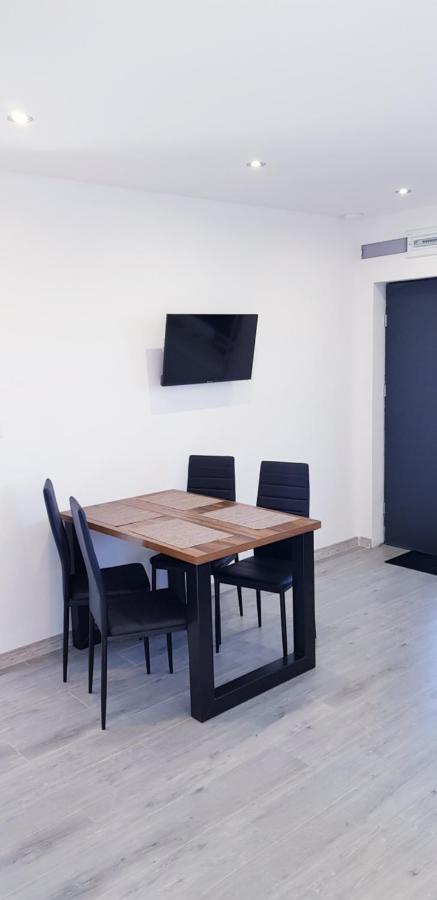 ليبا Apartamenty U Wioli I Marcina المظهر الخارجي الصورة